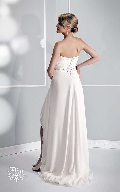 Model z kolekcji Shine by Afrodyta Moda Ślubna suknia ślubna